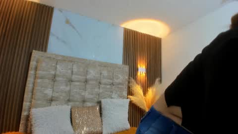 Carolina online show from September 14, 11:55 am