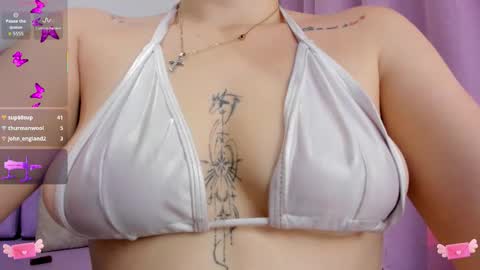 Carolina  online show from March 9, 8:35 pm