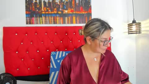 Carolina online show from December 18, 6:14 pm