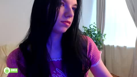 Mary and Carol online show from April 12, 12:31 pm