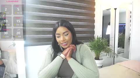 C A R O L I N E online show from March 10, 1:00 pm