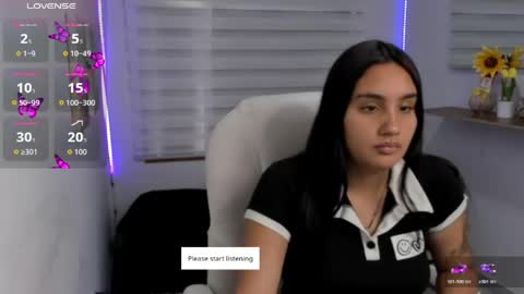 caroline_rodriguez_9 online show from March 24, 7:09 pm