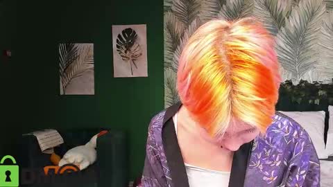 CarolineRichter online show from December 15, 2:18 am