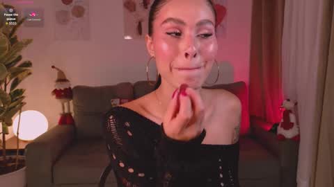 carol  online show from December 15, 8:27 pm