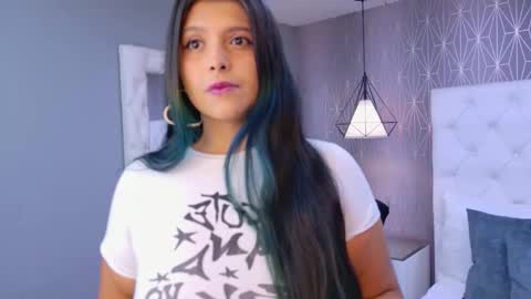 CarolinneTaylor online show from October 7, 12:01 pm