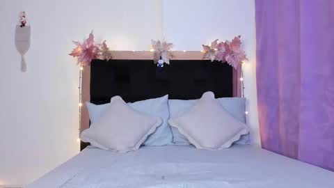 Caro  online show from January 1, 12:00 am