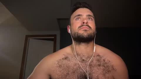 carpenterboyy1999333 online show from January 9, 12:03 am