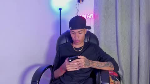 Snapshot of carterbrownbbc chatting on October 1, 4:55 am Carter online show from October 1, 4:55 am