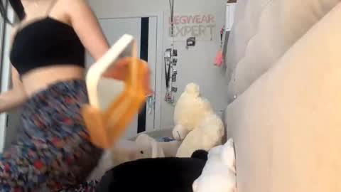 Jane online show from January 11, 8:31 am