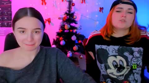 casey_meow_ online show from January 9, 11:38 am