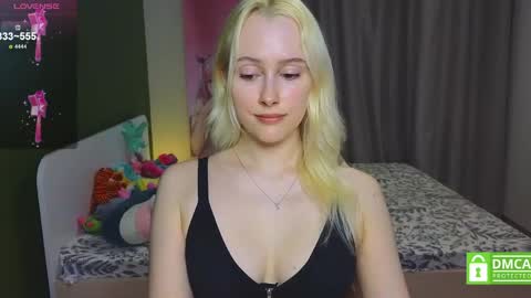 My name is Casey... Nice to meet you  I will be happy to have funthumbs up please its important online show from March 19, 5:24 am