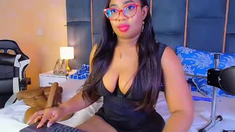 Casey online show from October 19, 5:06 pm