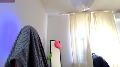 Casey Robbins online show from September 17, 7:01 am