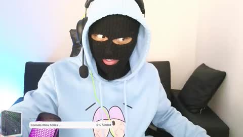 cash_master777 online show from February 12, 3:26 pm