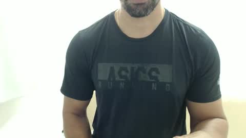 cashmastermuscle77 online show from February 13, 11:57 am