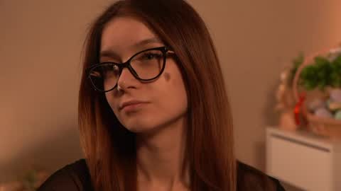 Cassie online show from April 7, 4:53 pm