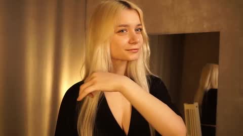 Cassie online show from March 7, 3:07 pm