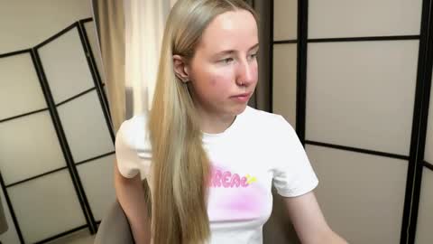 Cassie online show from March 11, 2:25 am