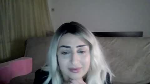 Cassie online show from April 5, 7:22 pm