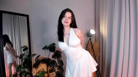 Hello my name is Cassie and my friend Nilo is also here online show from May 2, 9:53 pm
