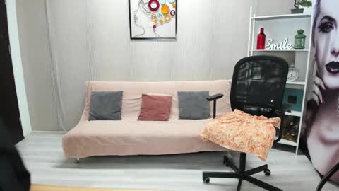 CassieJonas online show from December 16, 4:19 am