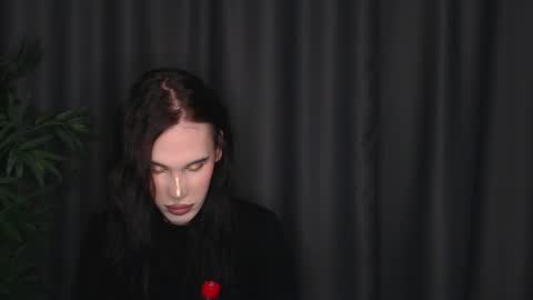 Cassie online show from May 24, 1:06 pm