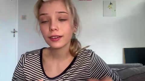 Olivia online show from March 25, 3:41 pm