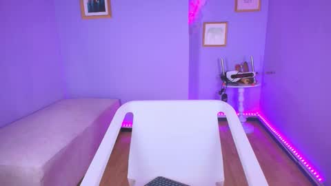 cat_nasty online show from March 10, 3:27 pm