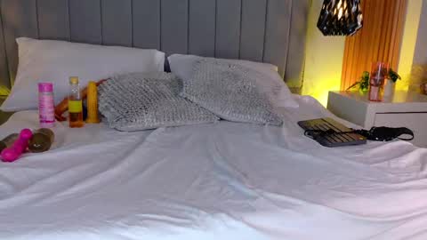 Dani   online show from May 14, 10:19 pm