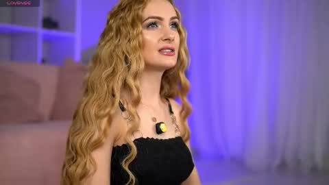 cataleya_kirk online show from May 30, 10:24 am