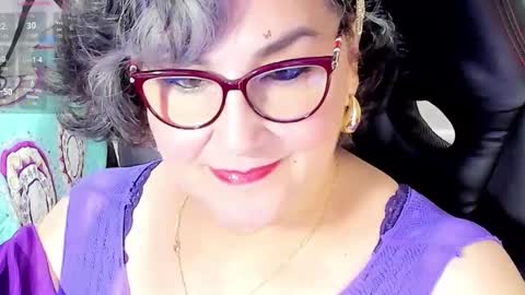 Snapshot of cataleya_mom_ chatting on September 13, 7:55 am cataleya  online show from September 13, 7:55 am