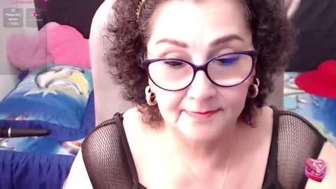 Snapshot of cataleya_mom_ chatting on February 19, 10:09 pm cataleya  online show from February 19, 10:09 pm