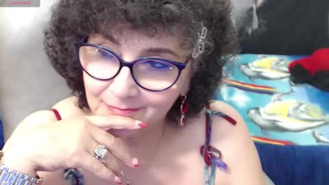 Snapshot of cataleya_mom_ chatting on February 22, 5:23 am cataleya  online show from February 22, 5:23 am