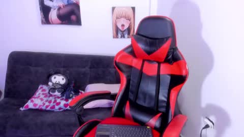 Catalina online show from February 23, 8:00 pm