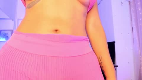 Snapshot of catalinamuss_ chatting on February 21, 2:27 pm Catalina online show from February 21, 2:27 pm