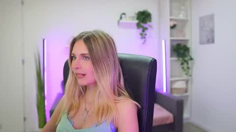 catecrago  online show from January 12, 1:51 pm