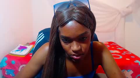 cathi_nahomi online show from October 21, 11:08 pm