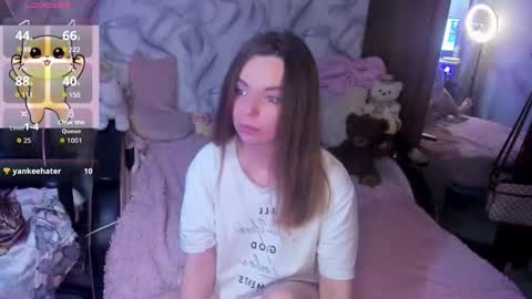 Snapshot of catisyfury chatting on October 23, 3:02 pm . . online show from October 23, 3:02 pm