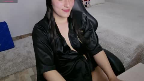 cattleyaangel online show from June 1, 1:29 am
