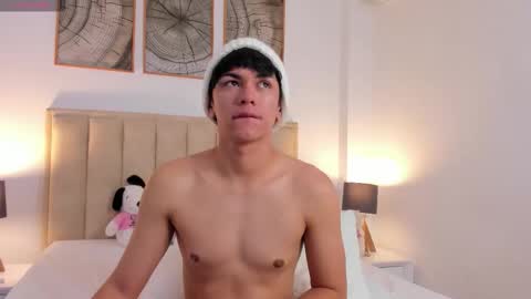 Cayden online show from October 30, 4:35 am