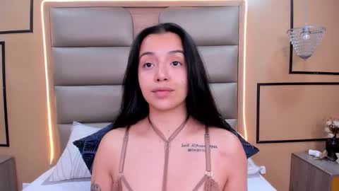 caylincollins online show from October 28, 3:18 am