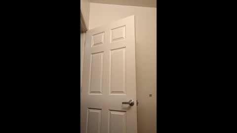 cciniloco online show from April 21, 6:53 am