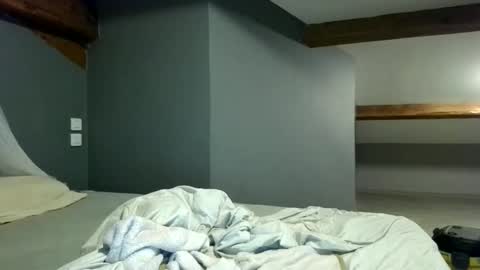 cclovefrench online show from November 1, 2:01 am