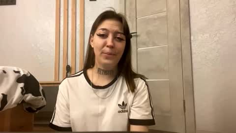 Gloria online show from February 18, 2:17 pm