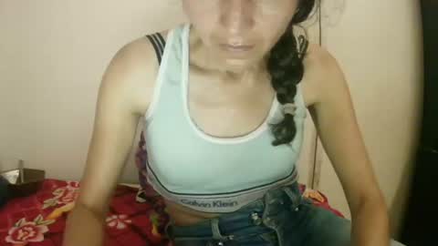 Snapshot of celeste198694 chatting on October 27, 6:30 pm celeste198694 online show from October 27, 6:30 pm