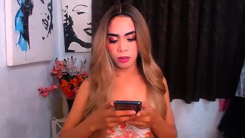 your pretty CELEST online show from December 11, 3:35 am