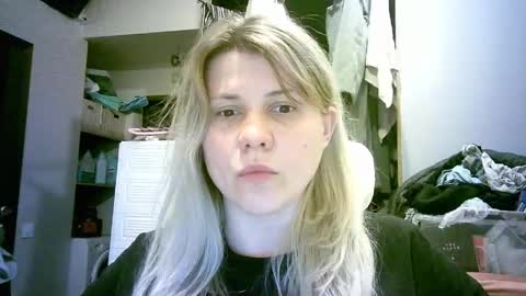 celeste_naughty_ online show from May 5, 10:21 am