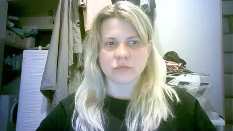 celeste_naughty_ online show from May 13, 10:58 am