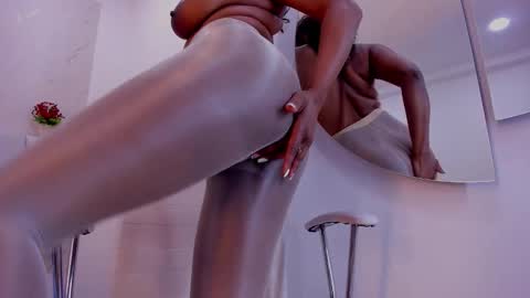 celeste_smmith_ online show from September 23, 8:37 pm