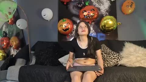 Sara online show from October 27, 7:14 pm